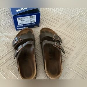 Birkenstock Arizona Double Strap Sandals in Mocha/Dark Brown - Size 10/42 - Mens